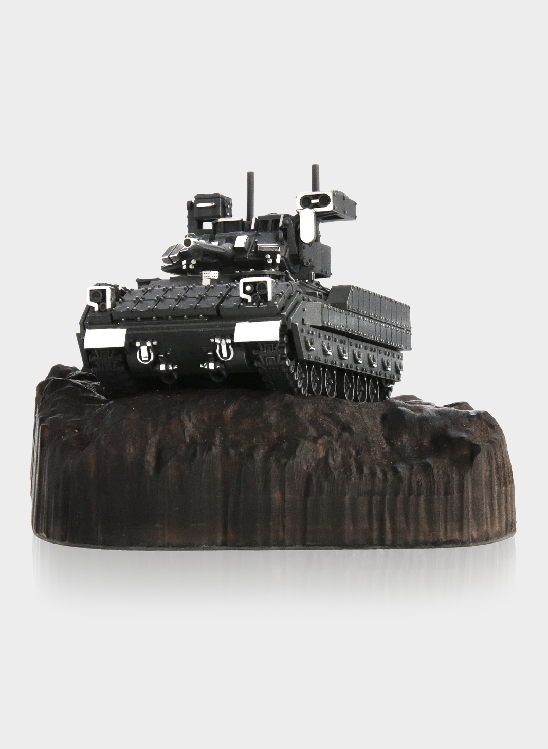 Срібна статуетка &laquo;Bradley&raquo; фото 5